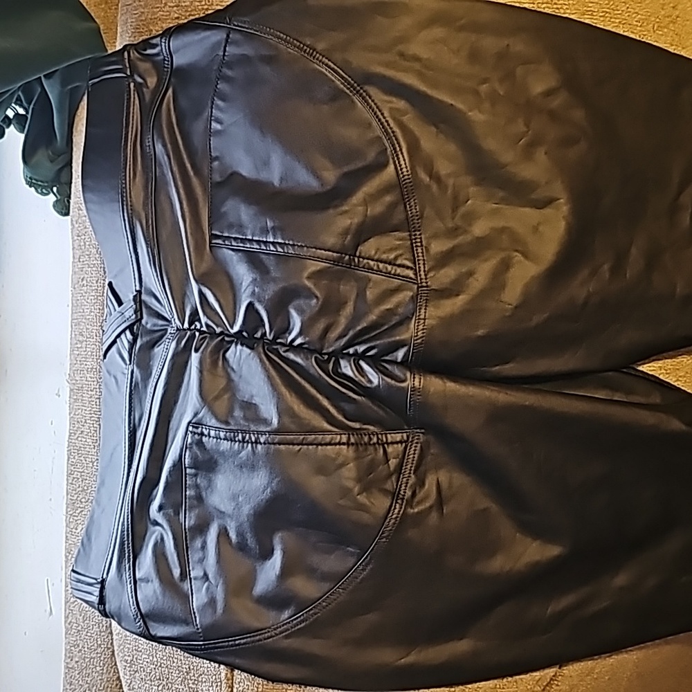 pleather pants - Picture 3 of 3